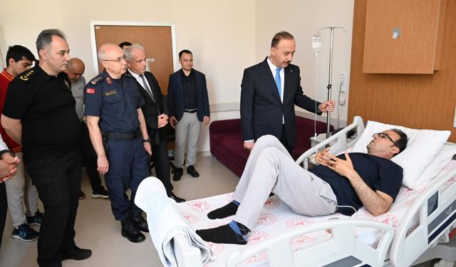 Vali Erin'den Başkan Özata’ya hastane ziyareti