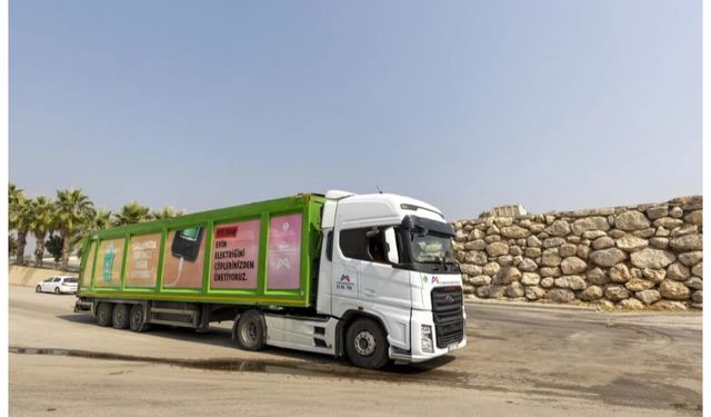 Mersin'de katı atıklar verimli ve sürdürülebilir şekilde taşınıyor