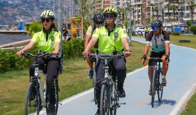 İzmir'in Güvenliği "Beyaz Kırlangıçlar"a Emanet