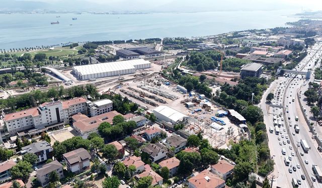 Körfezray’da raylar İzmit’e doğru uzanıyor