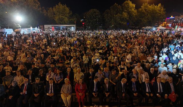 15 Temmuz Şehitleri Düzce'de dualarla anıldı