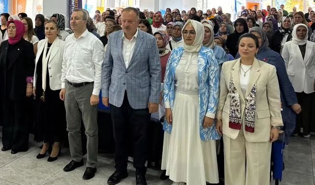 AK Parti Isparta Kadın Kolları İl Danışma Meclisi Toplantısı gerçekleştirildi