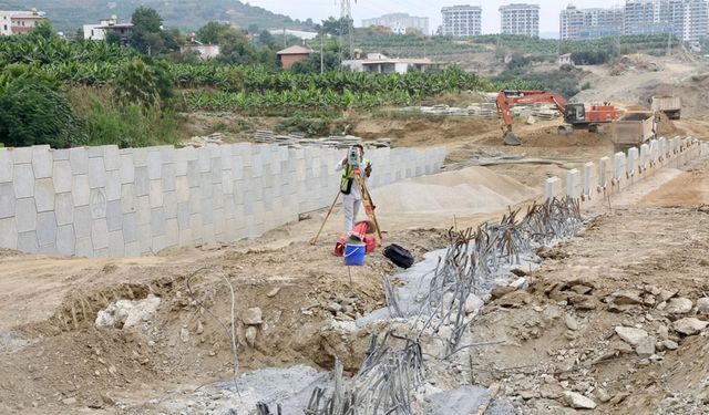 Alanya doğu çevreyolu projesinde çalışmalar tüm hızıyla sürüyor