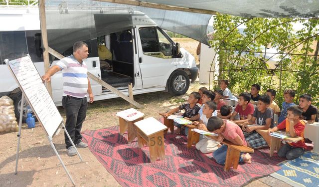Amasya'da mevsimlik işçilerin çocuklarına "Çadır Yaz Kur’an Kursu"