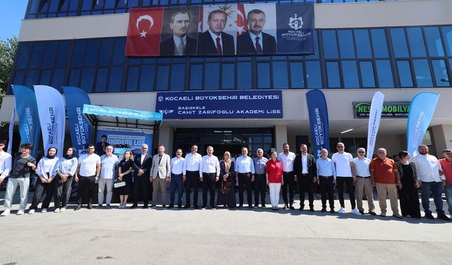 Başkan Büyükakın ve Büyükşehir kent için üretmeye devam ediyor; Baş döndüren açılış trafiği