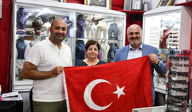 Mete Bahadır Yılmaz: Terör değil bayrak gölgesinde yaşayacağız