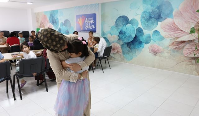 Kocaeli Büyükşehir, çocukların özgüven yolculuğuna eşlik ediyor; Bu atölyede çocuklara özgüven aşılanıyor