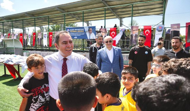 Kars Belediyesi Futbol Okulu açıldı!