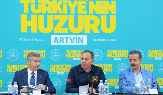 İçişleri Bakanı Ali Yerlikaya Artvin’de huzur ve güvenlik toplantısına katıldı
