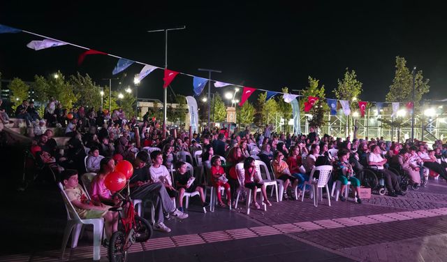 Kocaeli Büyükşehir’den kitapseverlere film molası