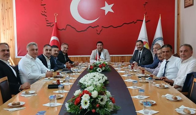 Gazi Kars Vakfı’ndan KATSO’ya ziyaret