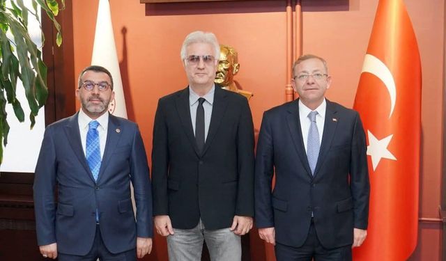 Vali Polat ve Milletvekili Çalkın’dan Devlet Tiyatroları Genel Müdürü Tamer Karadağlı’ya ziyaret