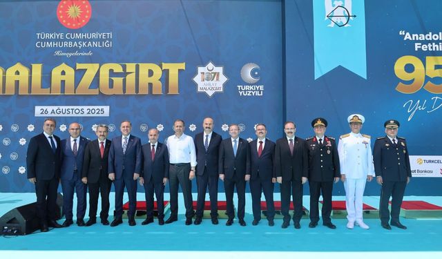 Kars Valisi Ziya Polat, Malazgirt Zaferi’nin 954. Yıl Dönümü kutlamalarına katıldı