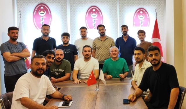Kars Veteriner Hekimler Odası koordinatörlüğünde Suni Tohumlama Kursu başarıyla tamamlandı