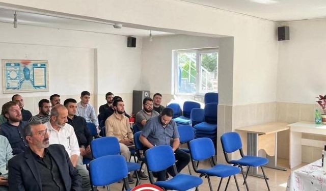 Arpaçay’da Müftülük Çalışanlarına Kadına Yönelik Şiddet ve Erken Yaşta Evliliklerle Mücadele eğitimi verildi