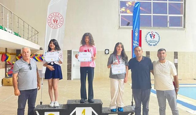 Kars, AniCup Yüzme Şampiyonası’na ev sahipliği yaptı