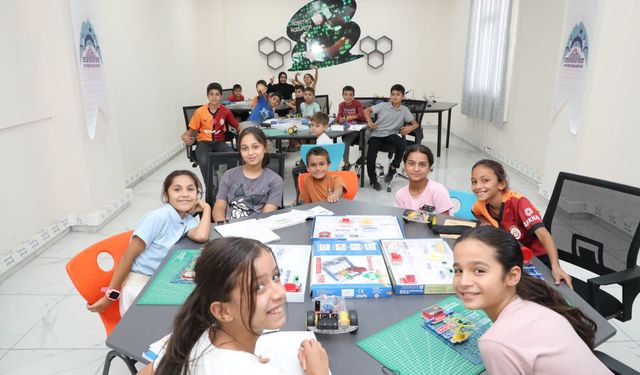 Geleceğin teknoloji liderleri Eyyübiye'de yetişiyor