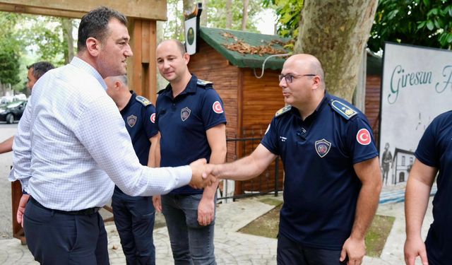 Fuat Köse Karabük'ten dönen itfaiyecilere teşekkür yemeği verdi