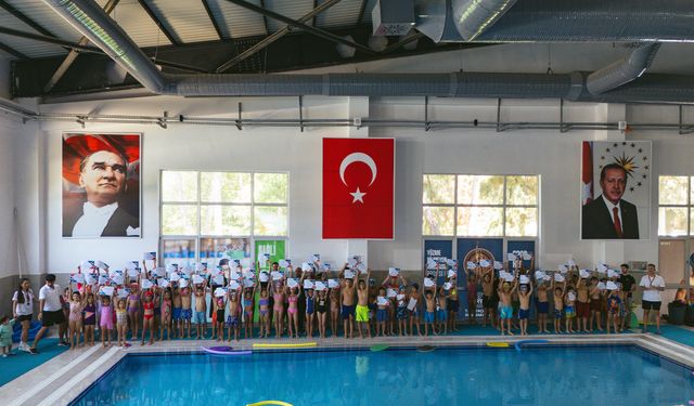 Aydın’da “Yüzme Bilmeyen Kalmasın” projesi tamamlandı: 500 kişi sertifika aldı