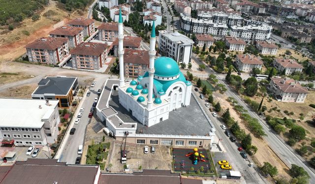 Kocaeli Belediyesi'nden cami çevrelerine estetik dokunuş