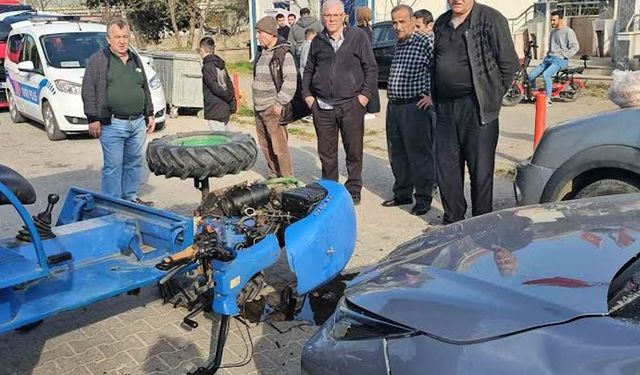 Senirkent’te otomobil ile pat pat çarpıştı: 2 yaralı