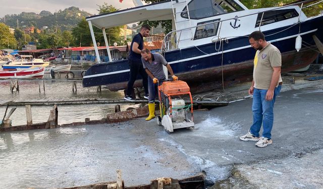 Bulancak Belediyesi kaçak balıkçı barınağını kapattı