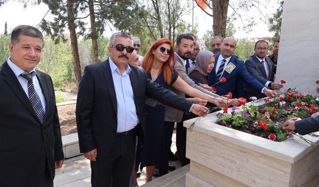 Hüseyin Kahya Hiçyılmaz minnet ve şükranla anıldı