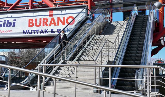 Ankara'da yürüyen merdivenlere sabotaj sürüyor