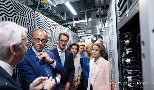 Kuzey Ren-Vestfalya’da JUPITER süper bilgisayarı faaliyete geçti