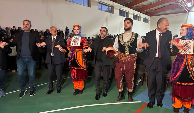 Arpaçay’da Aşıklar ve Halk Müziği Şöleni Coşkuyla Kutlandı