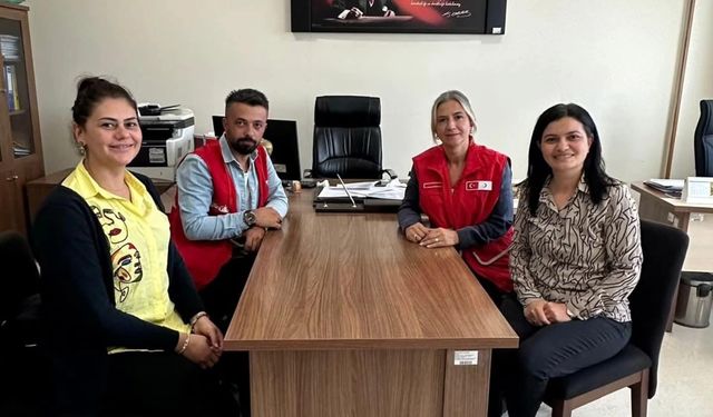 Kızılay Kars Şubesi’nden Okullara Ziyaret ve Destek Mesajı
