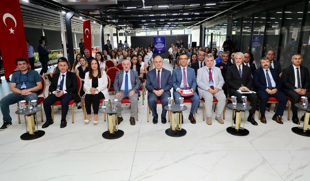 “Dönüşen Çalışma Hayatında İşçi-İşveren Buluşmaları”