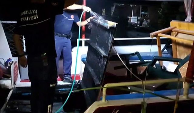 Serik’te balıkçı teknesinde yangın paniği