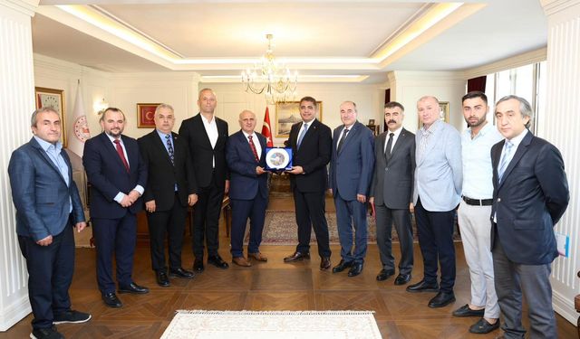 Vali Aslan, İst. Düzceliler Derneği’ni ağırladı