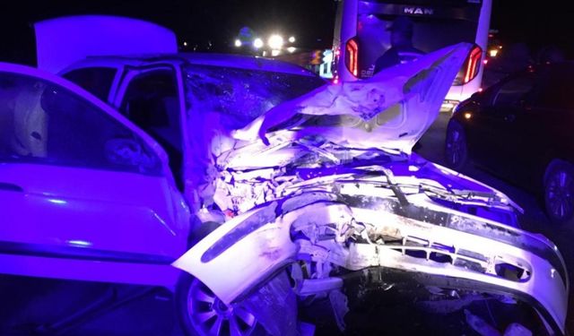 Kastamonu’da otomobil ile traktör çarpıştı: 1 ölü, 5 yaralı