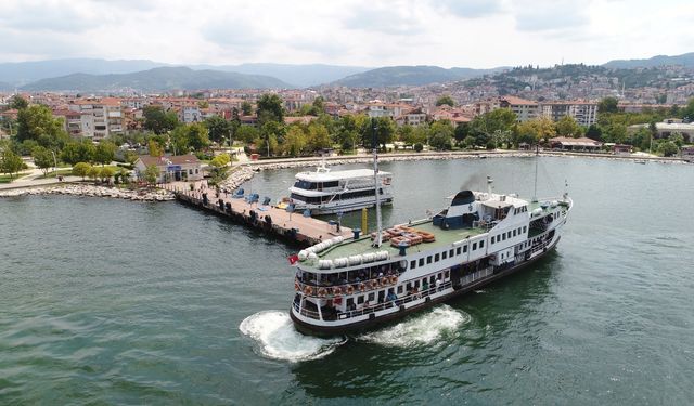Gölcük-İzmit vapur seferleri artırıldı, ücretler yarıya indirildi
