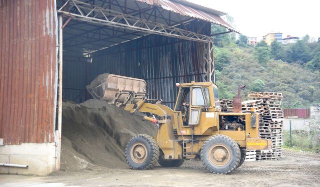 Belediye konkasör tesisi tam kapasite çalışıyor