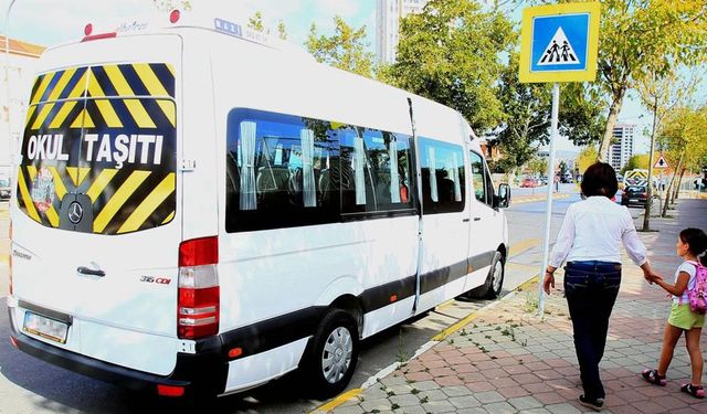 Antalya'da okul servis ücretlerine zam yolda