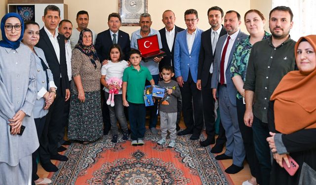 Adalet Bakanı Tunç’tan Şehit ailelerine ziyaret