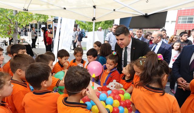 Artvin'de "Bilge Artvin Doğanın Mühendisliği" temalı bilim şenliği başladı