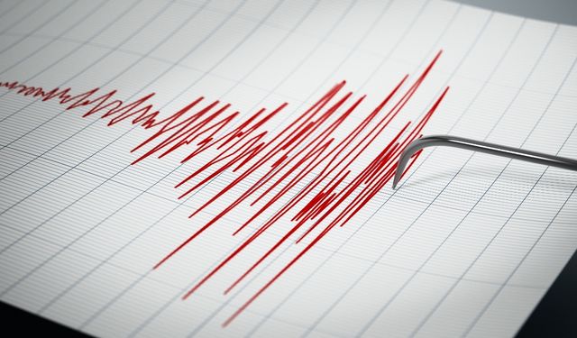 Balıkesir’de 5 büyüklüğünde deprem: Artçı sarsıntılar devam ediyor!