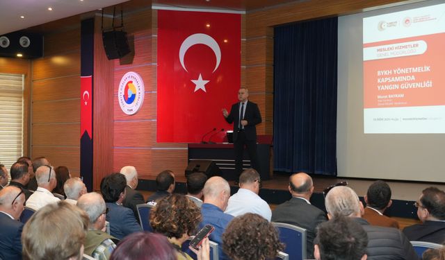Karakuş, "Yerel mimariyi ve turizm kimliğini korumak esastır"