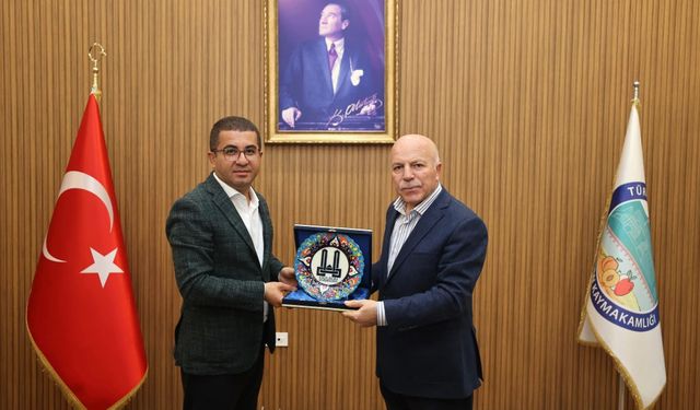 Erzurum Büyükşehir Belediye Başkanı Sekmen’den Kağızman Kaymakamlığı’na Ziyaret