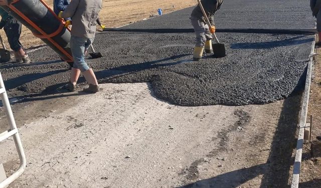 Sarıkamış Altınbulak Köyü’nde 5,1 kilometrelik beton yol tamamlandı
