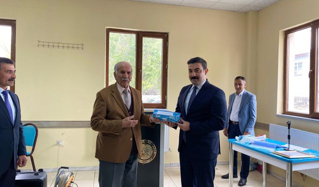 Arpaçay Kaymakamı Akköz, muhtarlarla kahvaltı programında buluştu