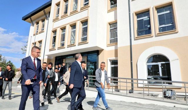 Vali Ziya Polat’tan Kağızman Emniyet Hizmet Binası ziyareti