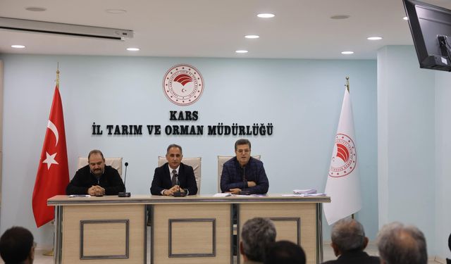 Kars’ta Merkez Köy ve Mahalle Muhtarlarına Yönelik “Genel Tarım Sayımı” Bilgilendirme Toplantısı Düzenlendi