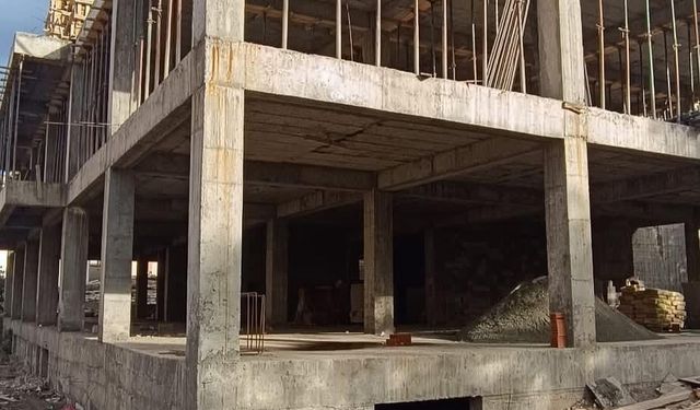 Kars’ta Kağızman Halk Kütüphanesi ve Susuz Hükümet Konağı inşaatları devam ediyor