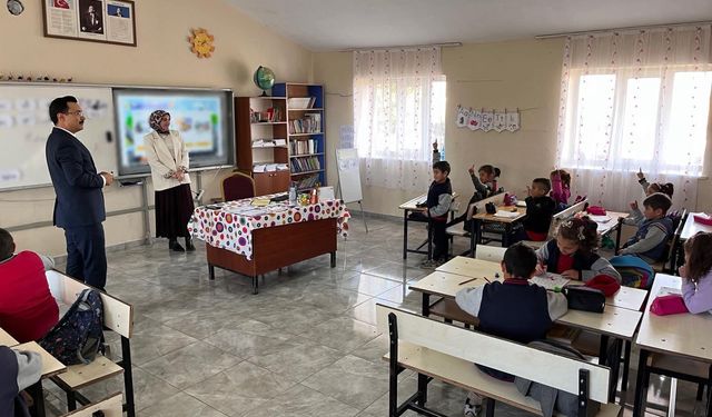 Kaymakam Demirtaş’tan Cebeci Köyü İlkokulu’na ziyaret
