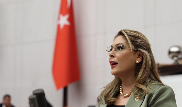 Elvan Işık Gezmiş Giresun İstiklal Madalyasını hak etti